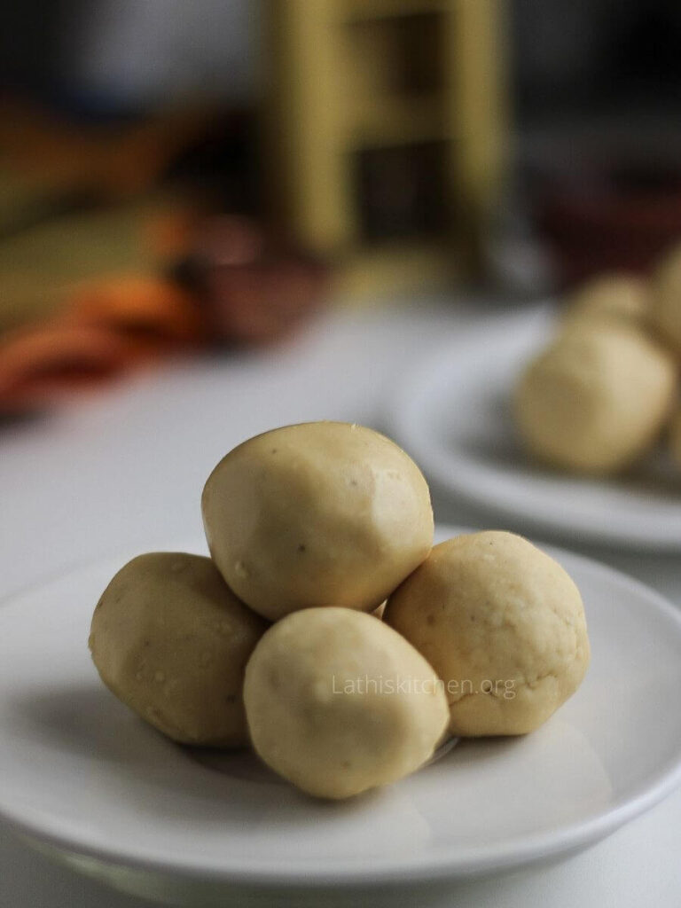 A plate filled with maa ladoo.
