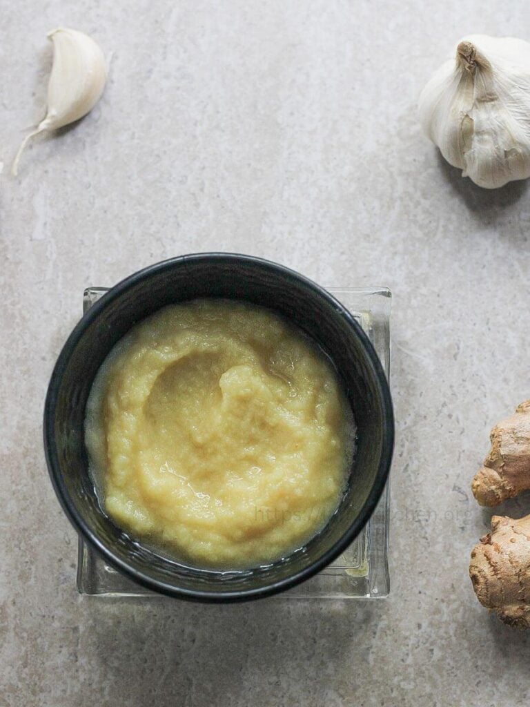 Ginger garlic paste in a bowl.