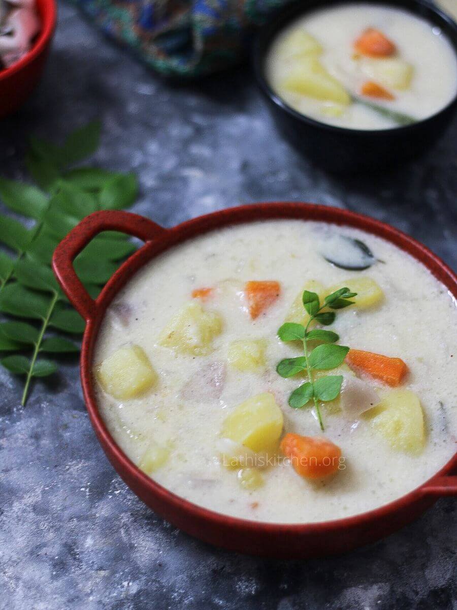 How to make Kerala Vegetable Stew - LathisKitchen