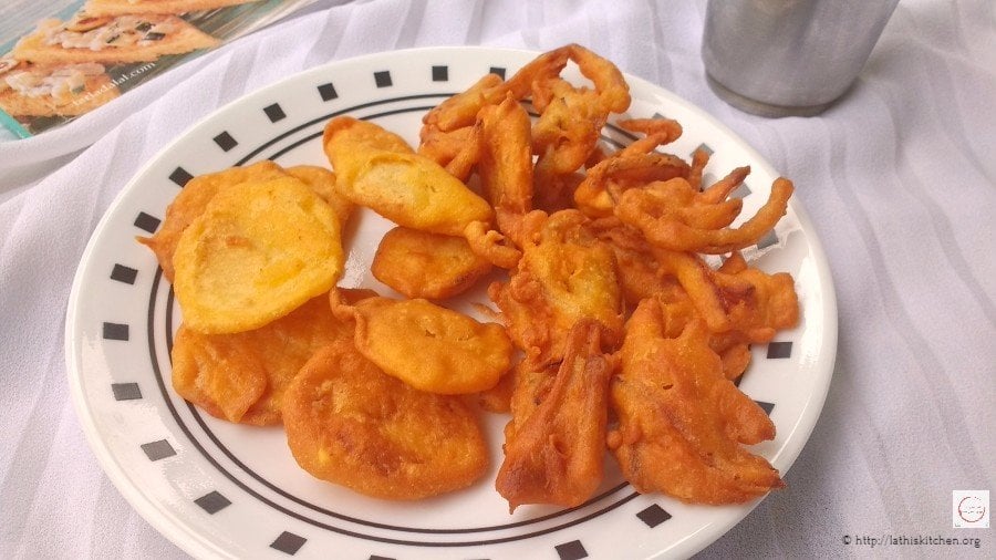 Aloo/Potato & Onion Bhaji /Fritters Lathiskitchen