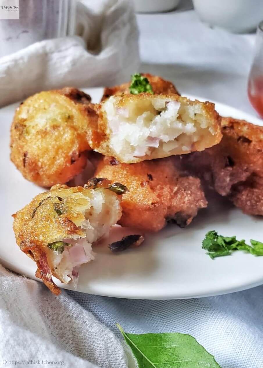 Half cut rava pakoda.