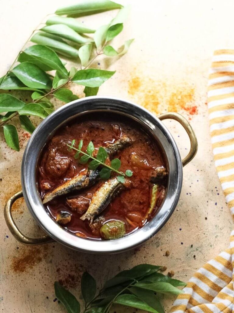 Kerala fish curry without coconut using sardines.